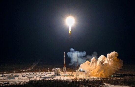 Пуск ракеты-носителя "Союз-2.1б" с космодрома Восточный