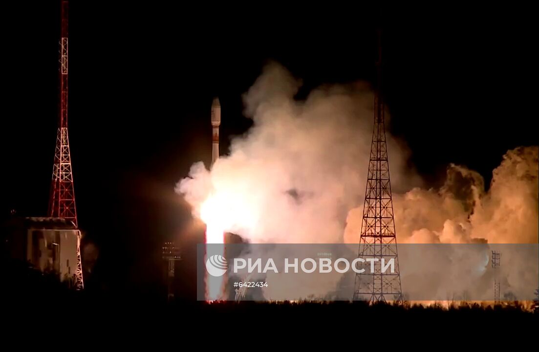 Пуск ракеты-носителя "Союз-2.1б" с космодрома Восточный