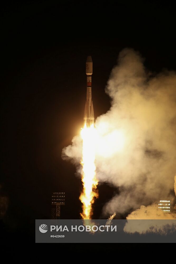 Пуск ракеты-носителя "Союз-2.1б" с космодрома Восточный