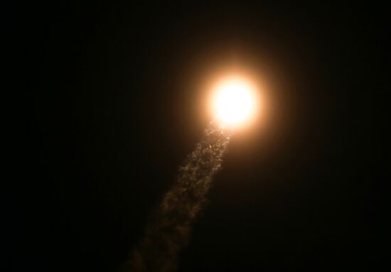 Пуск ракеты-носителя "Союз-2.1б" с космодрома Восточный