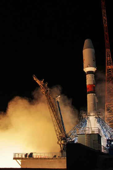 Пуск ракеты-носителя "Союз-2.1б" с космодрома Восточный