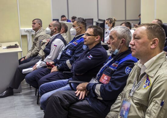 Пуск ракеты-носителя "Союз-2.1б" с космодрома Восточный