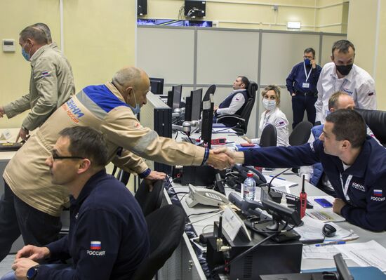 Пуск ракеты-носителя "Союз-2.1б" с космодрома Восточный