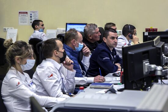 Пуск ракеты-носителя "Союз-2.1б" с космодрома Восточный