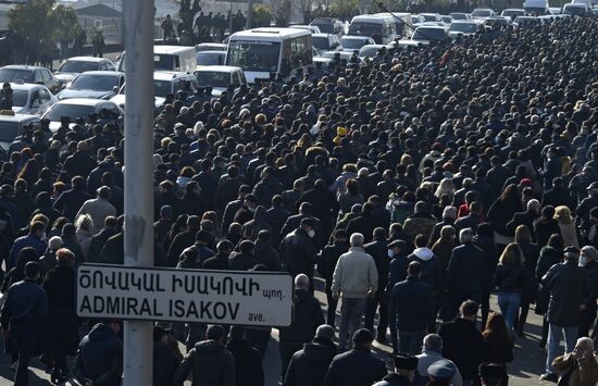 Траурное шествие в Ереване