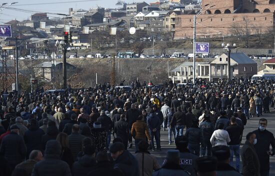 Траурное шествие в Ереване