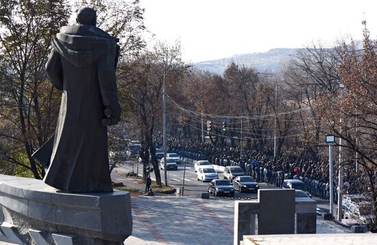 Траурное шествие в Ереване