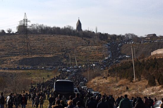 Траурное шествие в Ереване