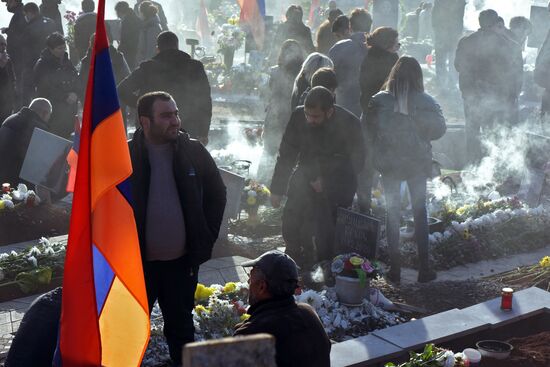 Траурное шествие в Ереване