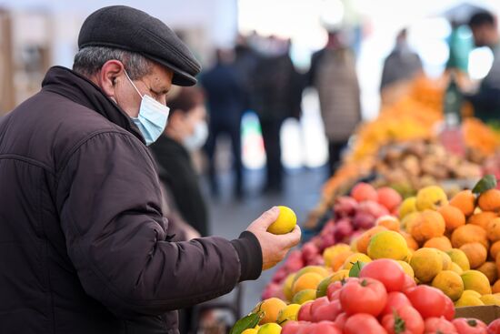 Продовольственная ярмарка в Баку