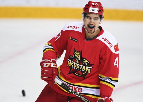 Хоккей. КХЛ. Матч "Куньлунь" – "Авангард"