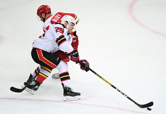 Хоккей. КХЛ. Матч "Куньлунь" – "Авангард"