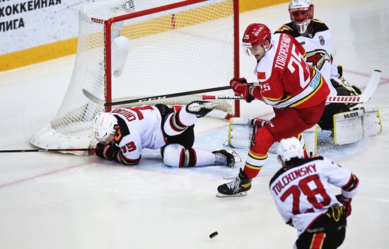 Хоккей. КХЛ. Матч "Куньлунь" – "Авангард"