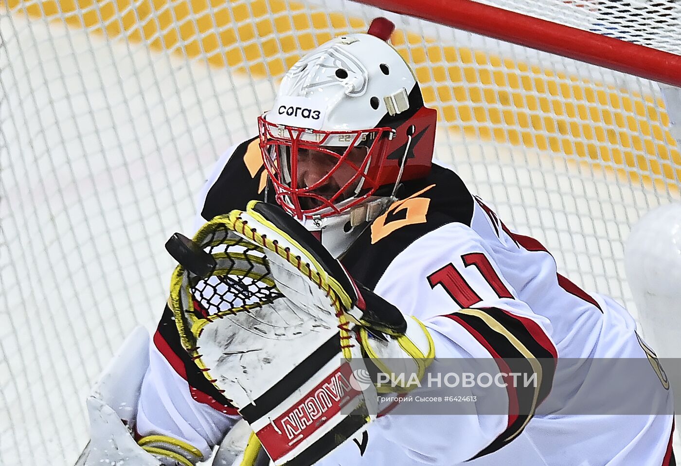 Хоккей. КХЛ. Матч "Куньлунь" – "Авангард"