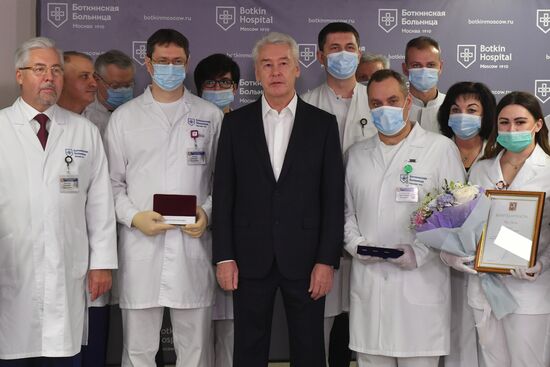 Мэр Москвы С. Собянин посетил Боткинскую больницу 