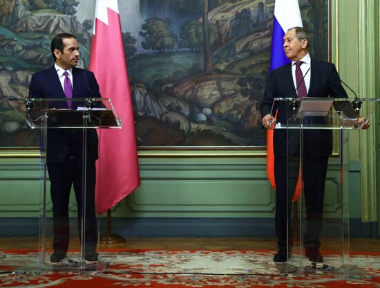 Встреча глав МИД РФ и Катара С. Лаврова и М. Аль-Тани