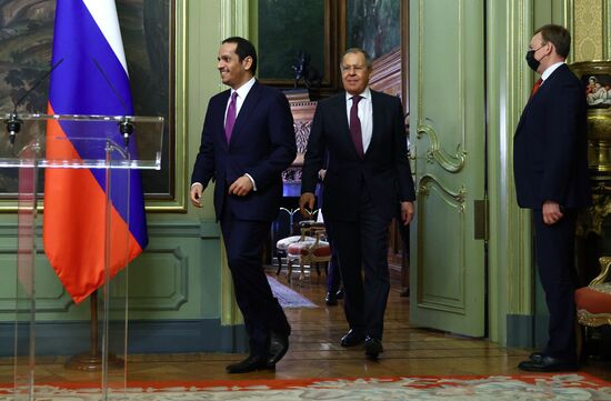 Встреча глав МИД РФ и Катара С. Лаврова и М. Аль-Тани