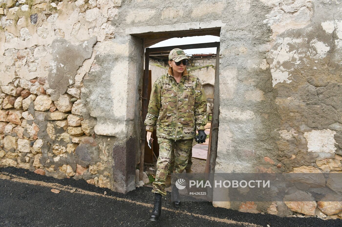 Президент Азербайджана И. Алиев посетил районы, перешедшие под влияние Азербайджана