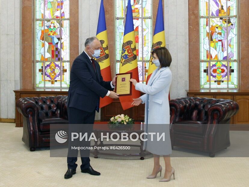 Инаугурация избранного президента Молдавии М. Санду