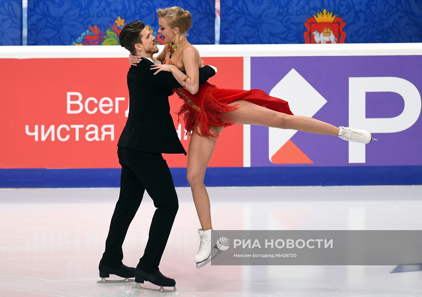 Фигурное катание. Чемпионат России. Танцы. Ритмический танец