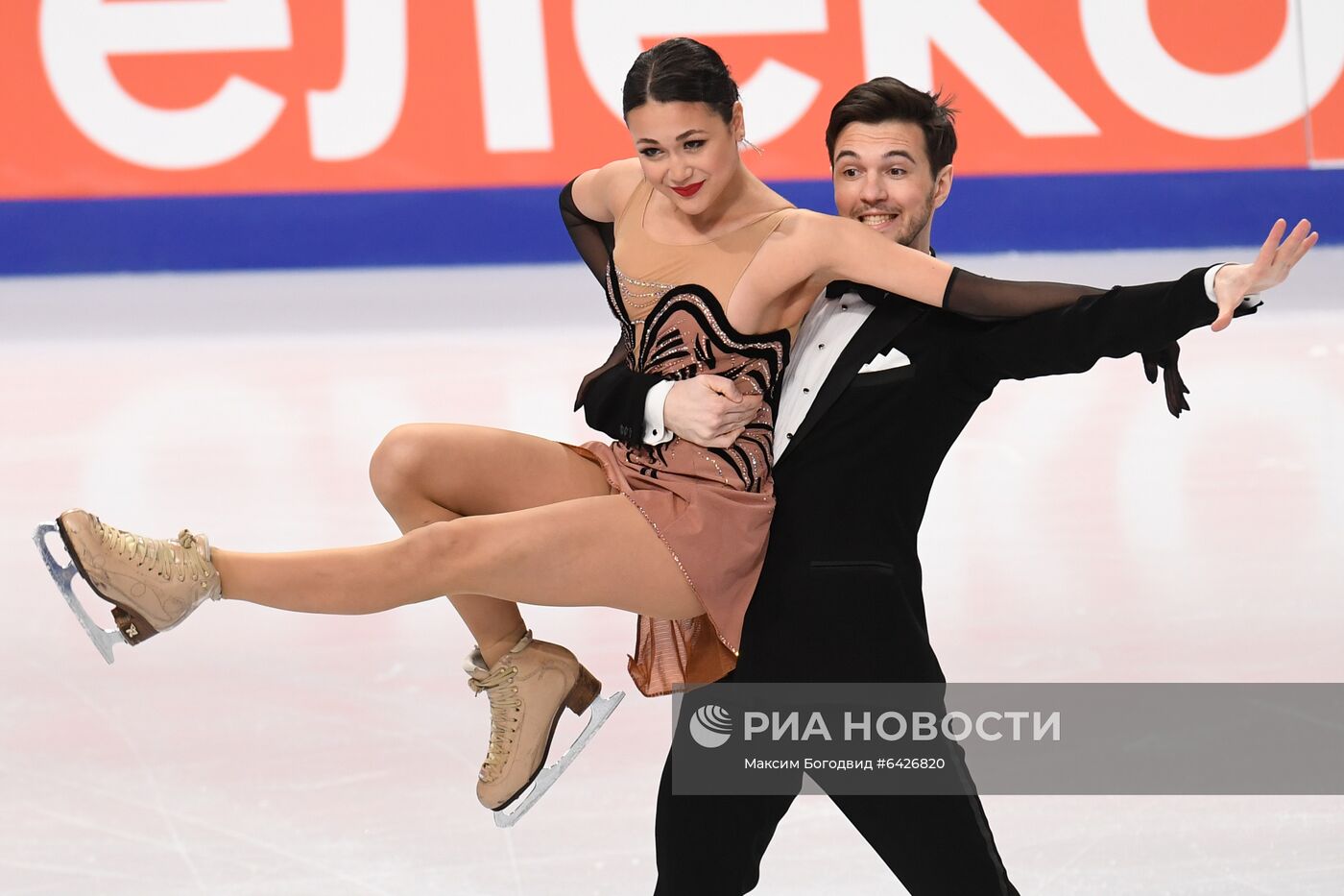 Фигурное катание. Чемпионат России. Танцы. Ритмический танец