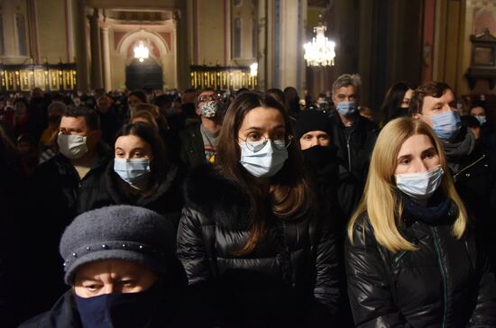 Рождественская католическая месса во Львове