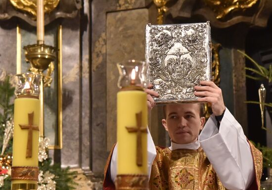 Рождественская католическая месса во Львове