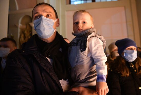 Празднование католического Рождества в Минске