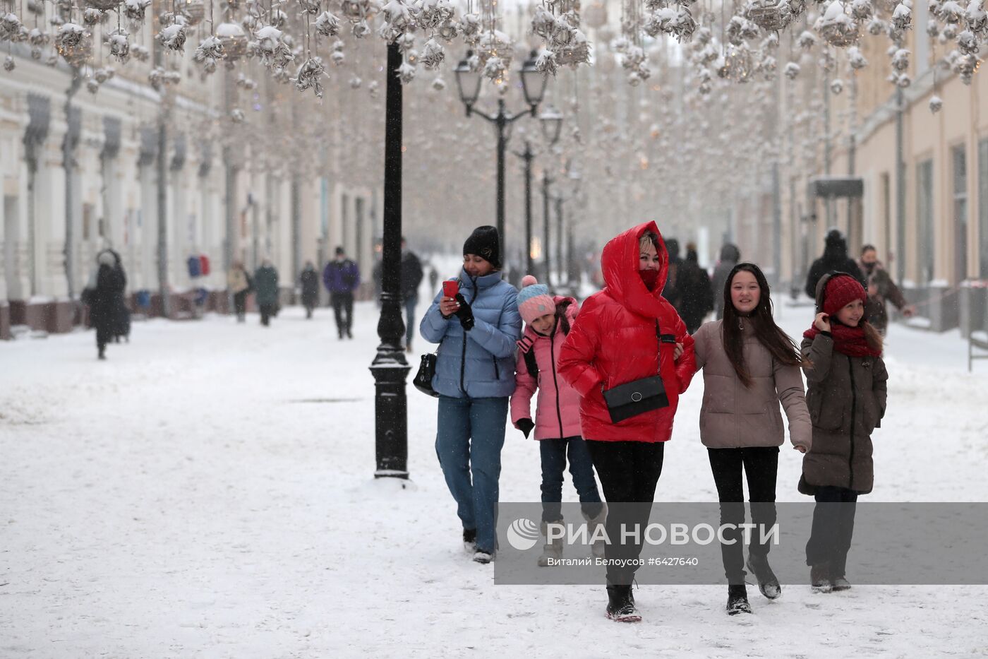 Снег в Москве