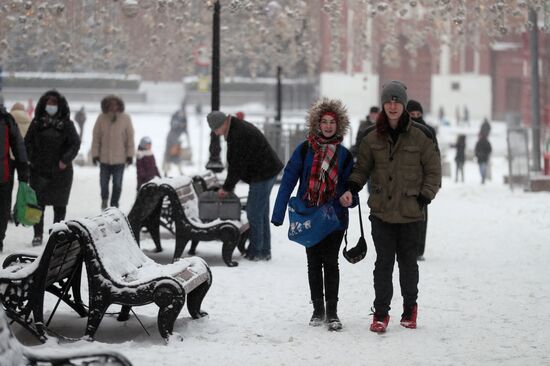 Снег в Москве