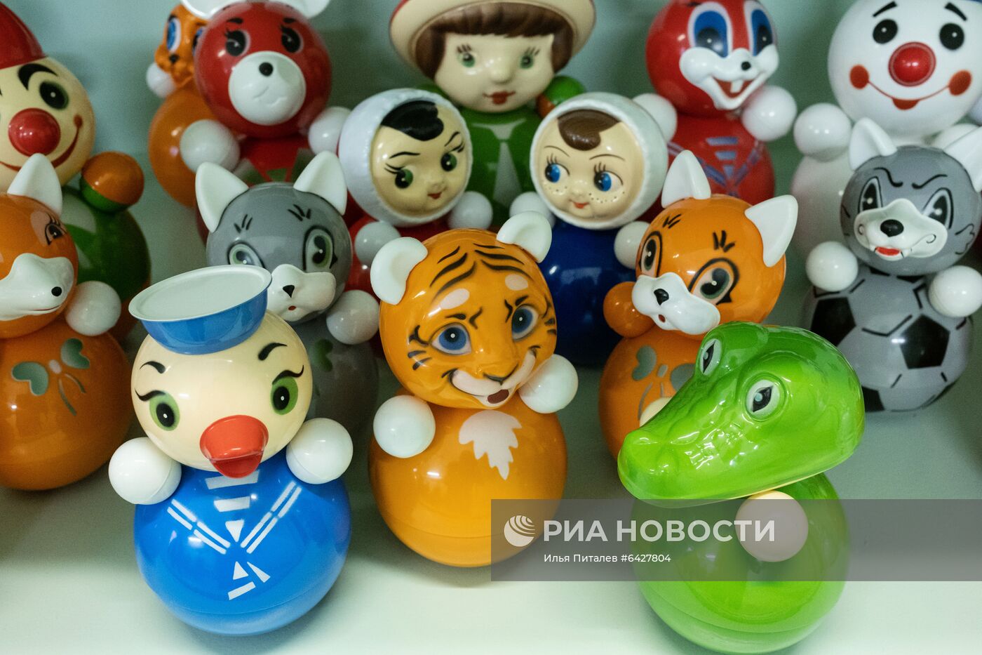 Производство игрушек-неваляшек на Тамбовском пороховом заводе 