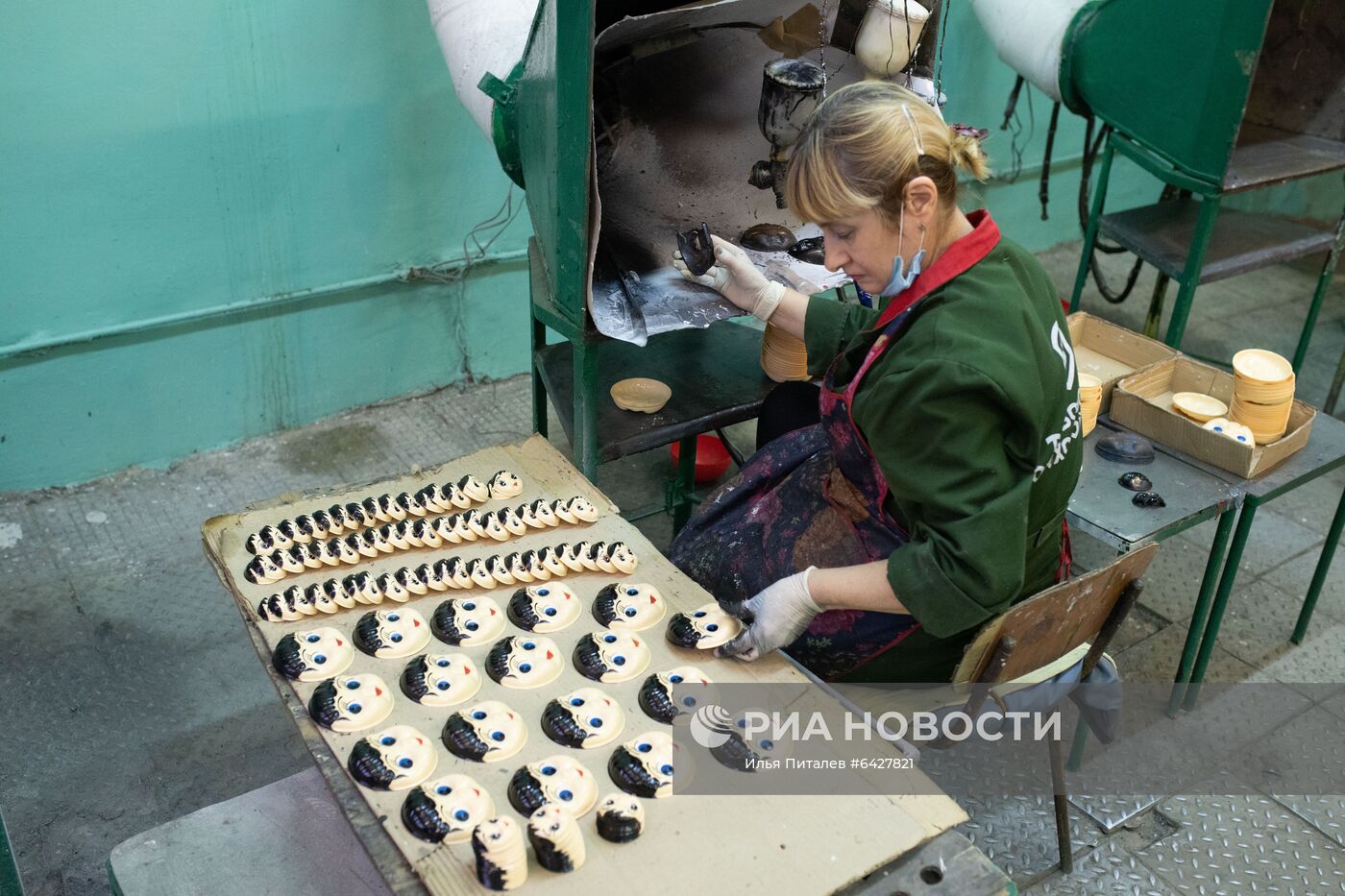 Производство игрушек-неваляшек на Тамбовском пороховом заводе