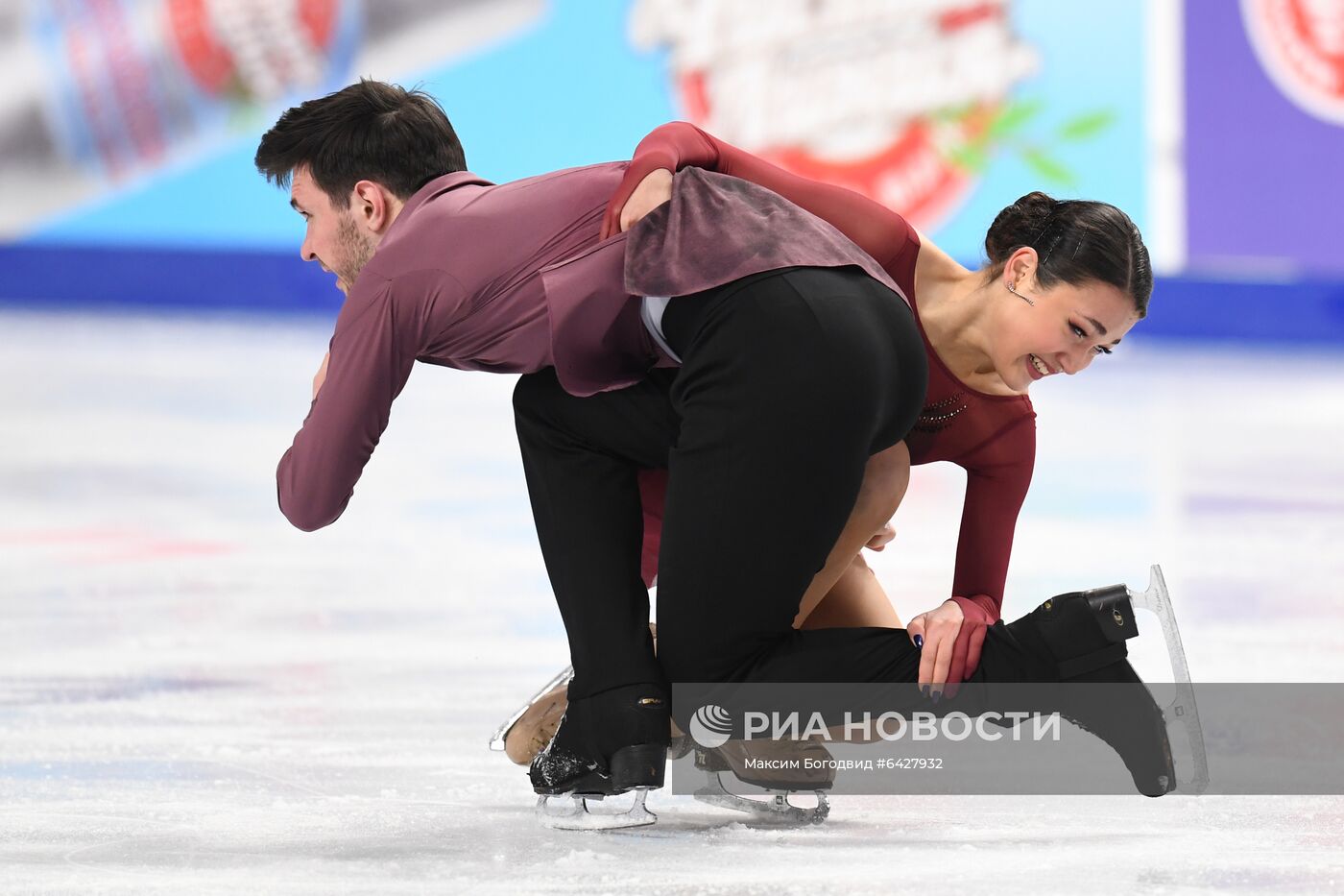 Фигурное катание. Чемпионат России. Танцы. Произвольная программа