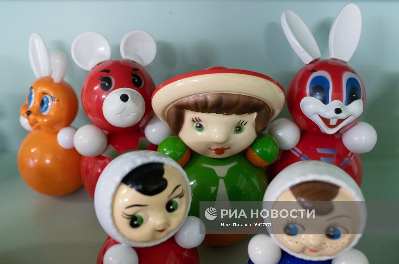 Производство игрушек-неваляшек на Тамбовском пороховом заводе 