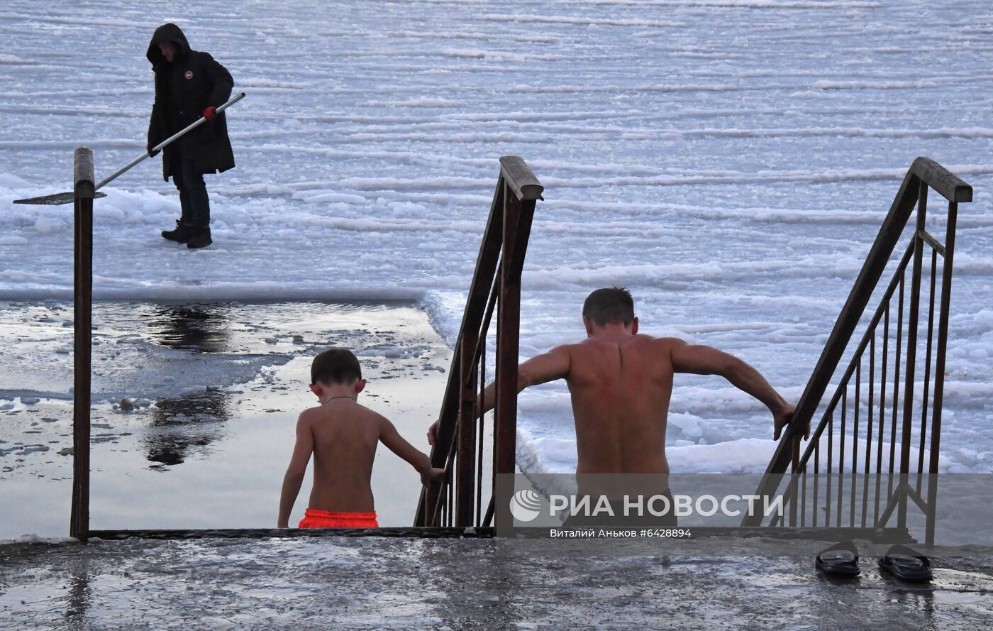 Старт акции "Закаленная Россия – сильная страна" в Приморье