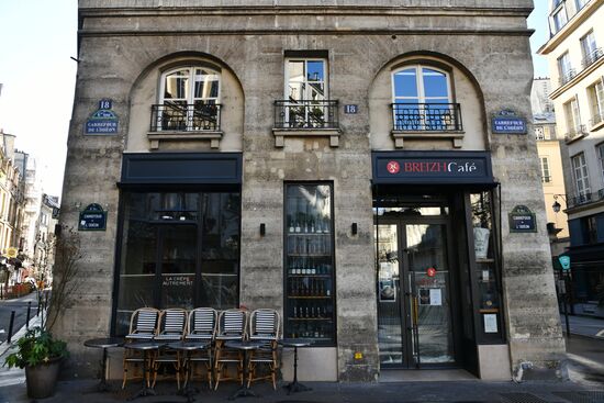 Ситуация в связи с принятием мер против коронавируса во Франции