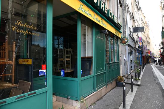 Ситуация в связи с принятием мер против коронавируса во Франции