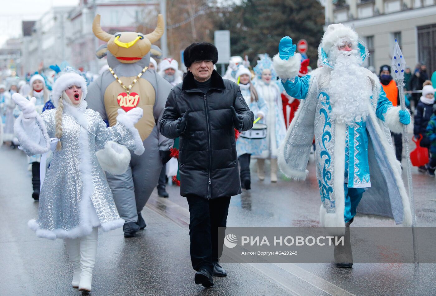 Парад Дедов Морозов в Белгороде