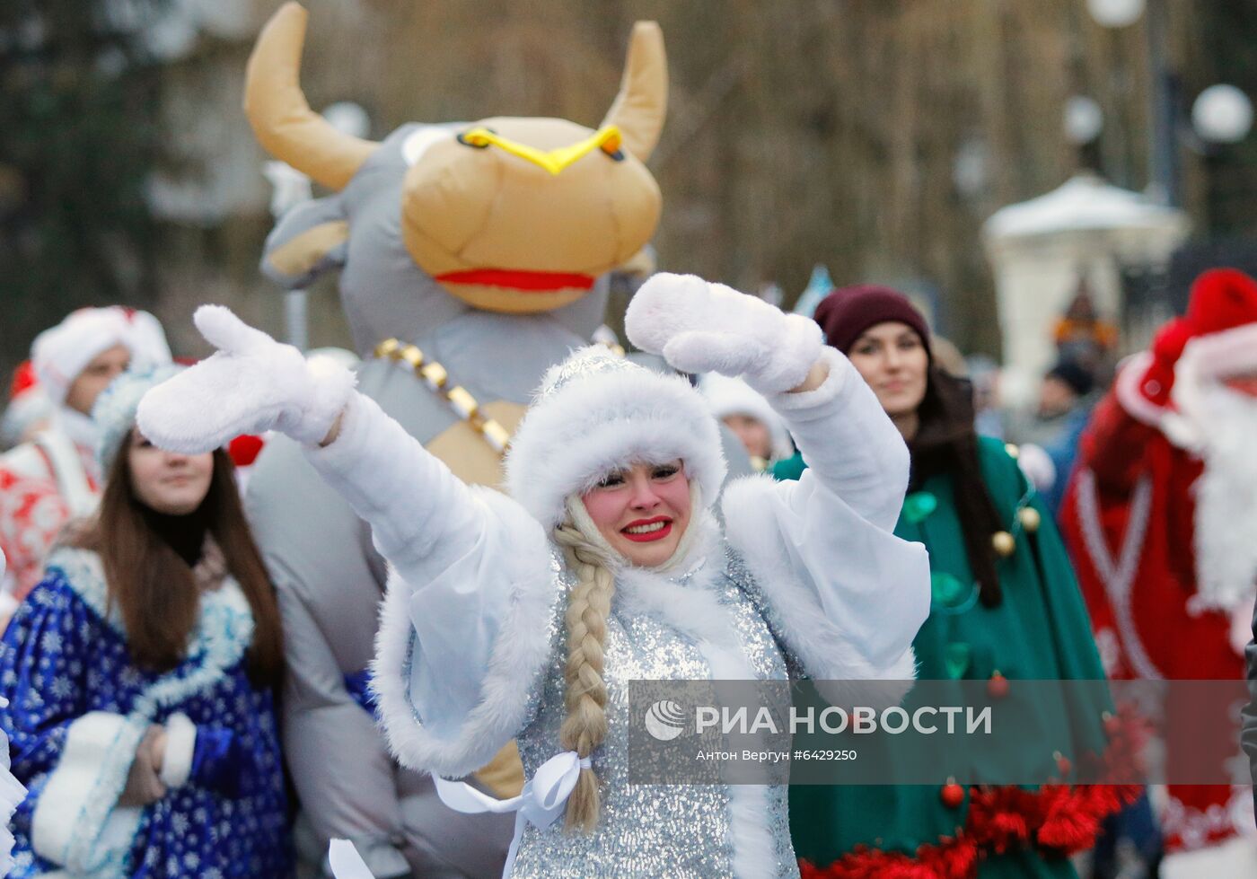 Парад Дедов Морозов в Белгороде