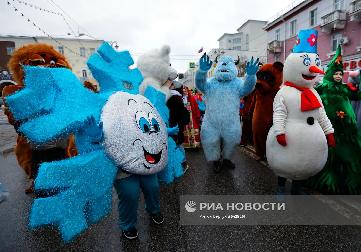 Парад Дедов Морозов в Белгороде