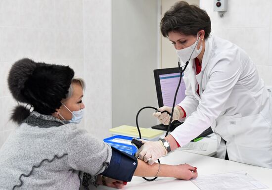 В Москве началась вакцинация от COVID-19 для людей старше 60 лет