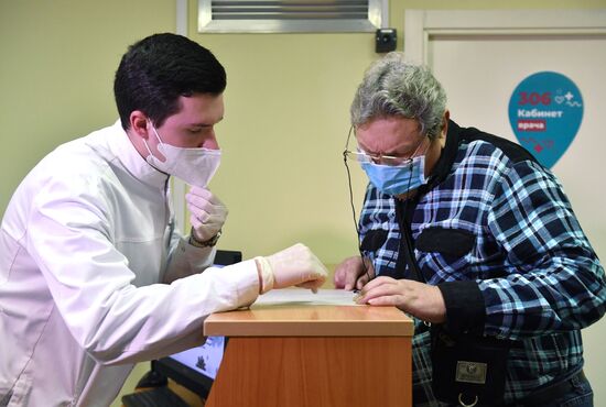 В Москве началось вакцинация от COVID-19 для людей старше 60 лет