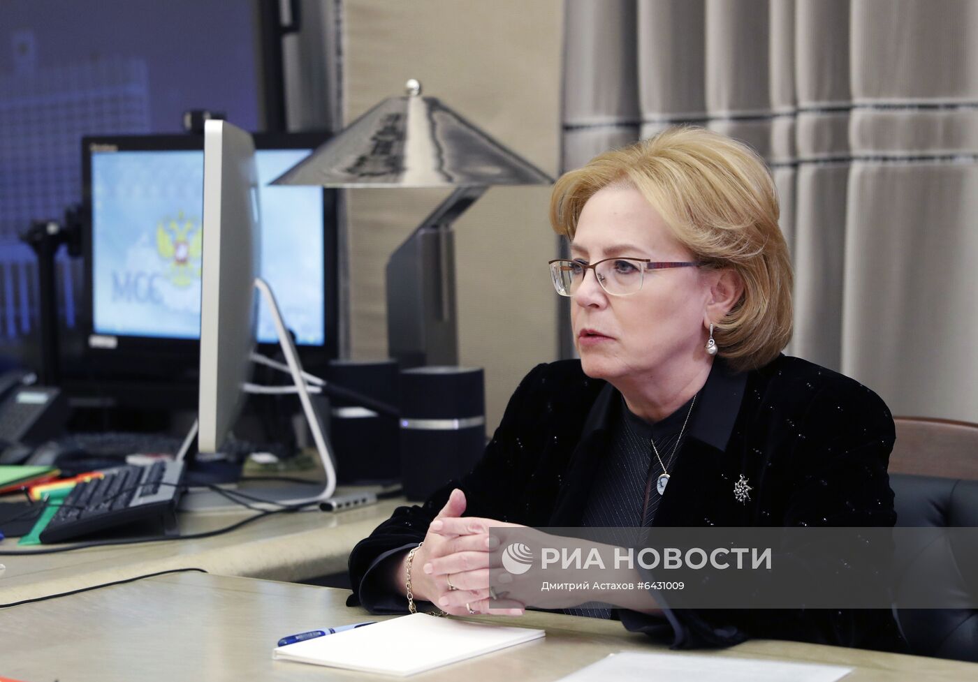 Премьер-министр РФ М. Мишустин встретился с главой ФМБА России В. Скворцовой