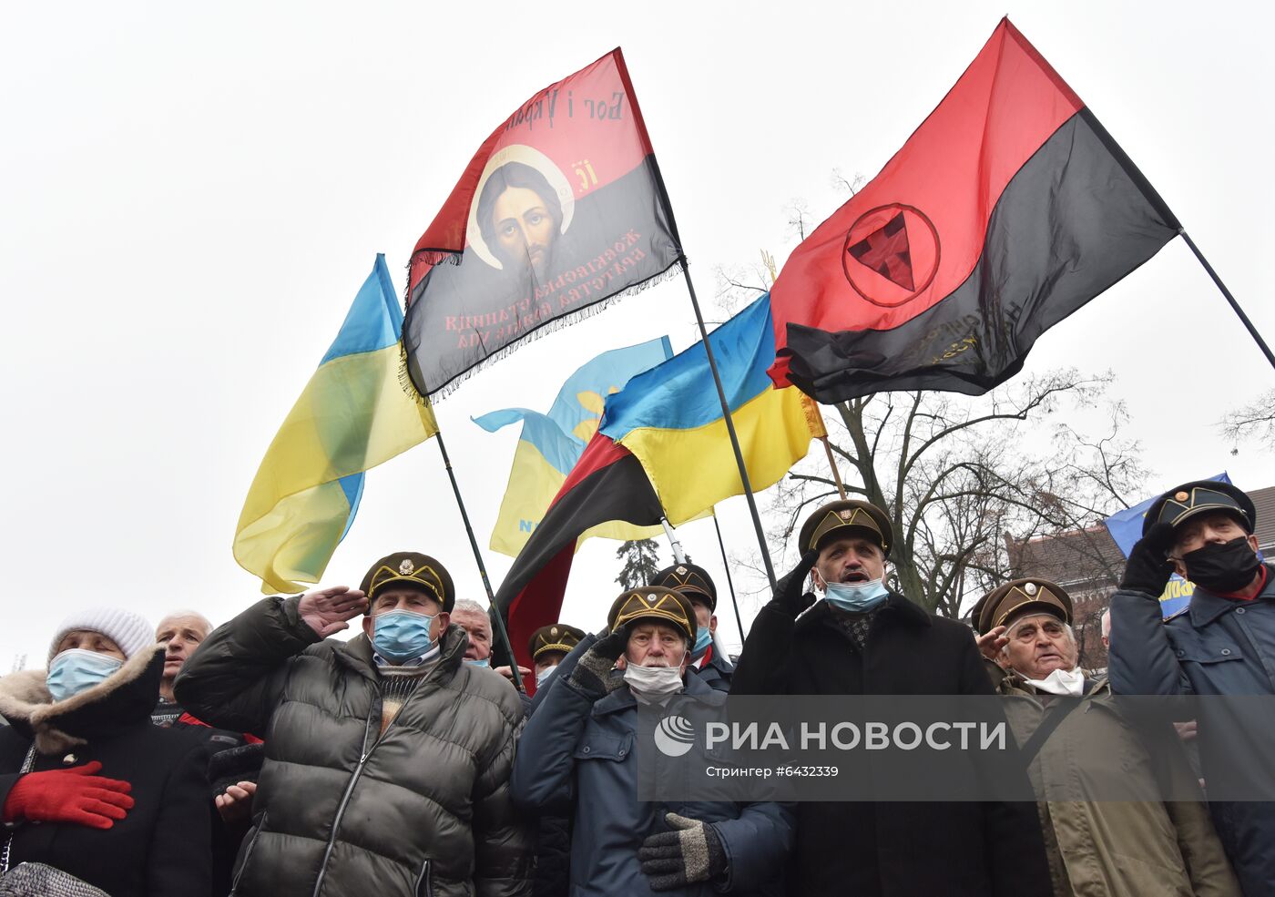 Марши националистов на Украине