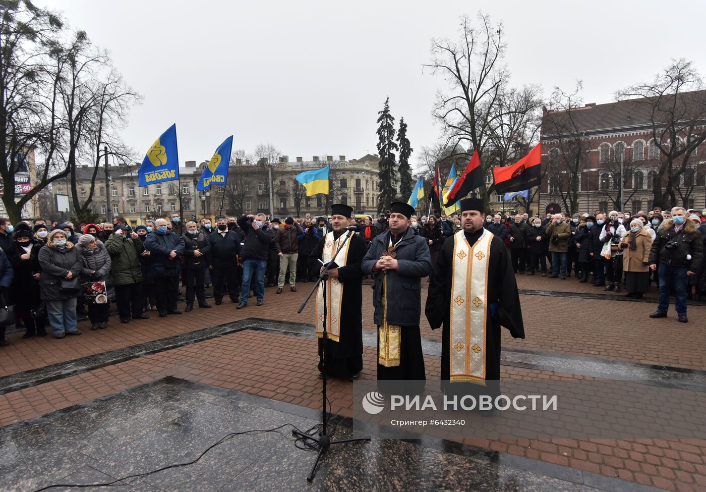 Марши националистов на Украине