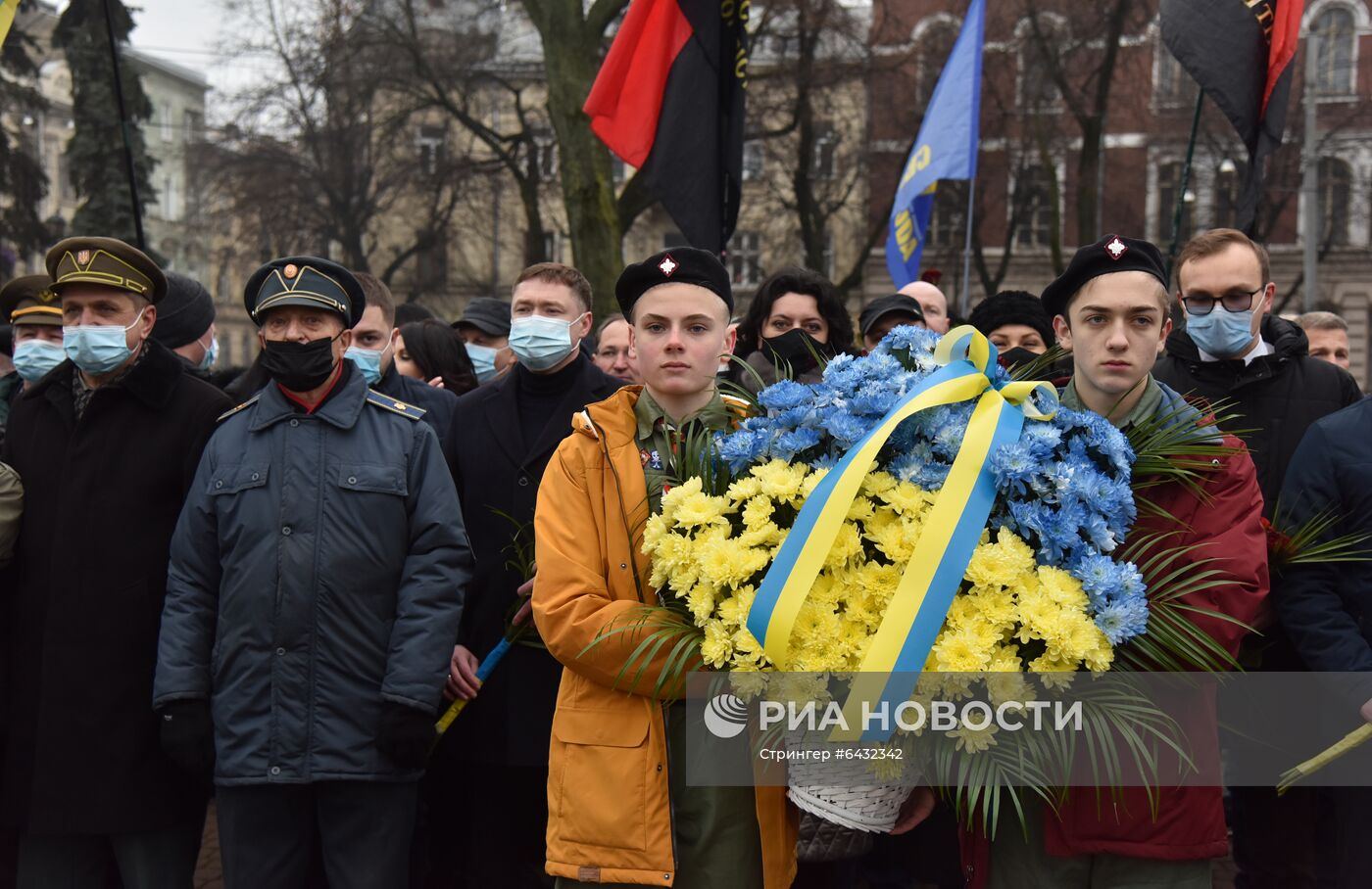 Марши националистов на Украине