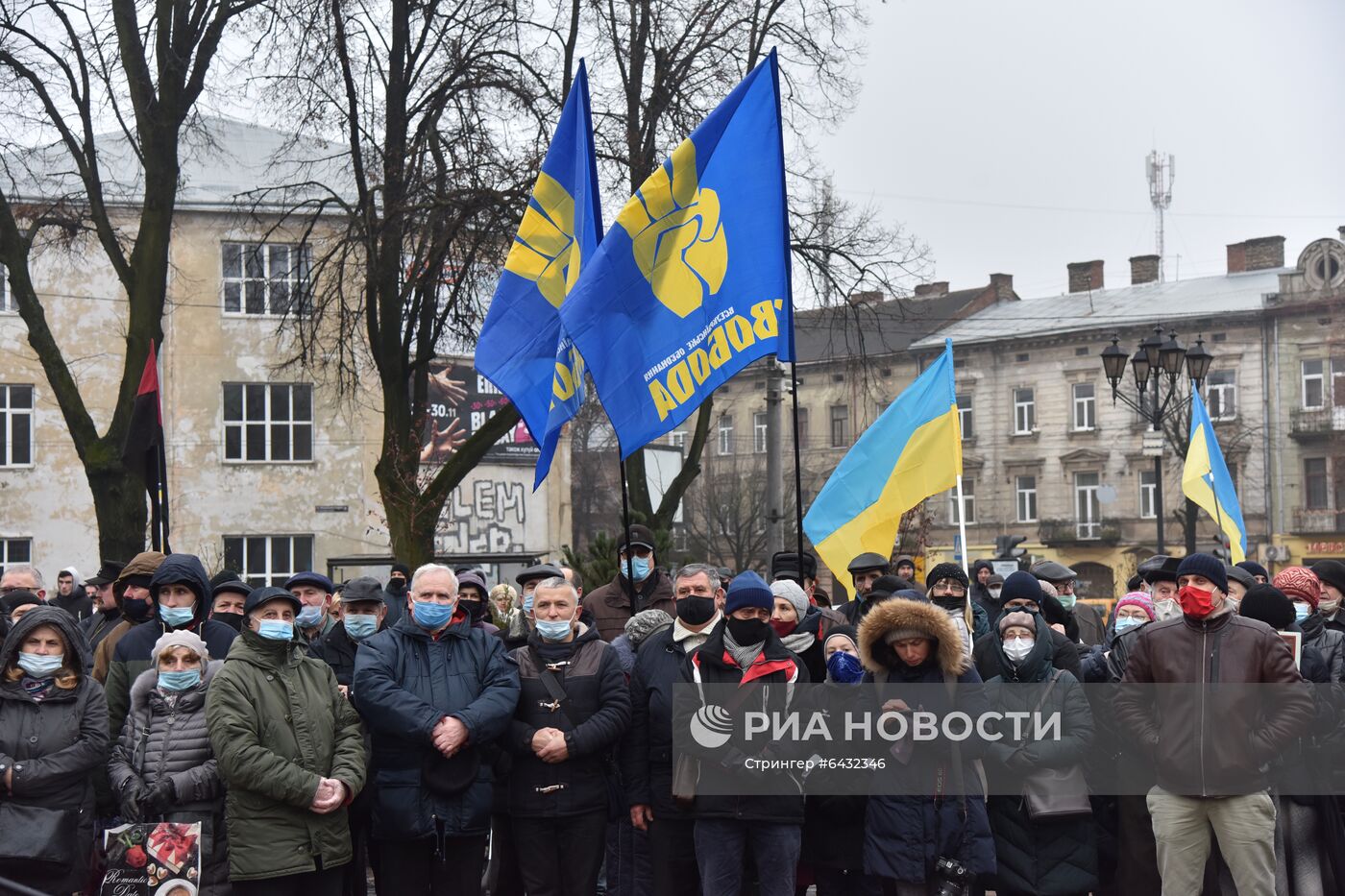 Марши националистов на Украине