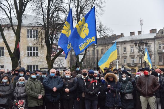 Марши националистов на Украине