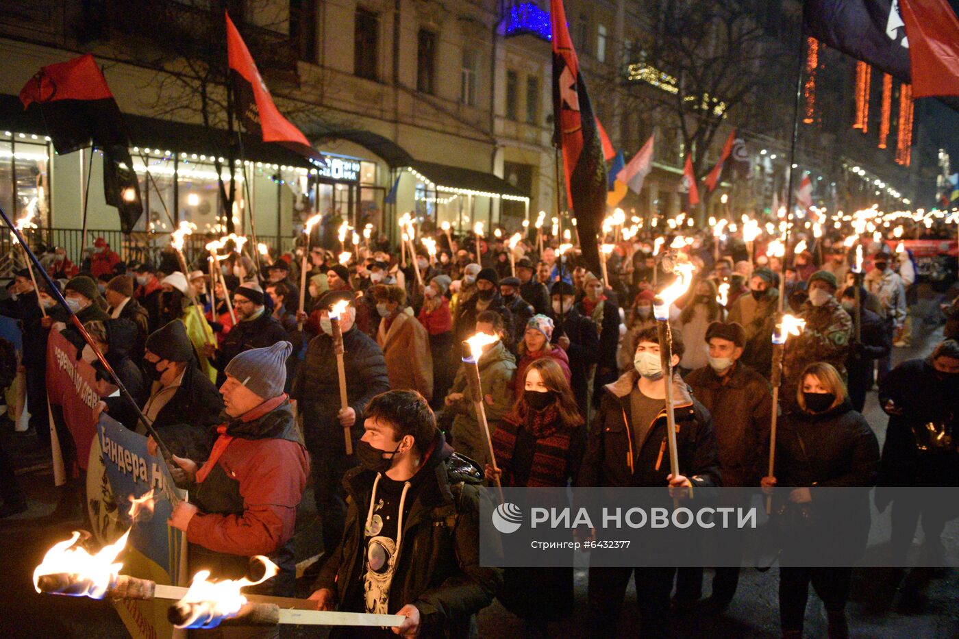 Марши националистов на Украине