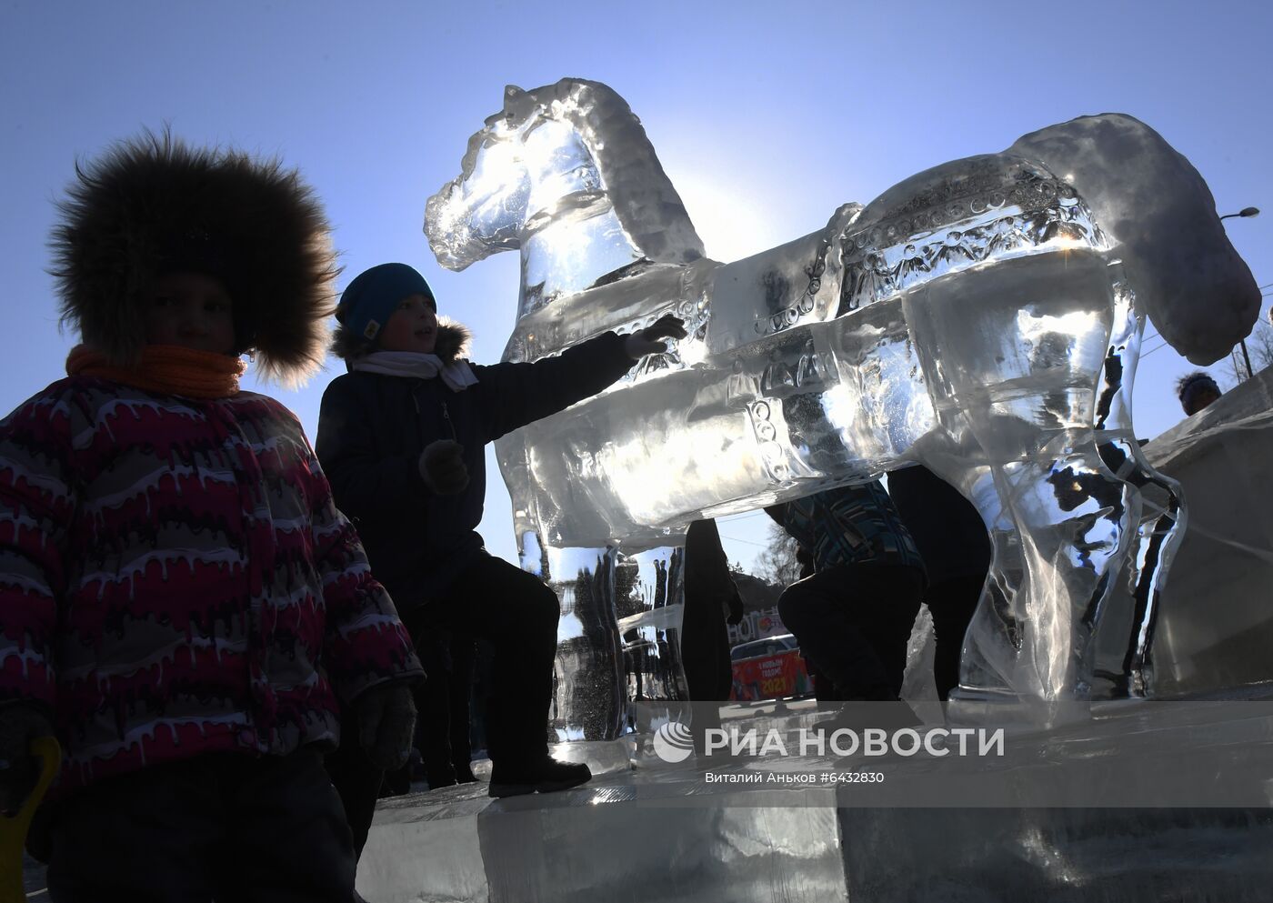 Новогодние гуляния в центре Уссурийска